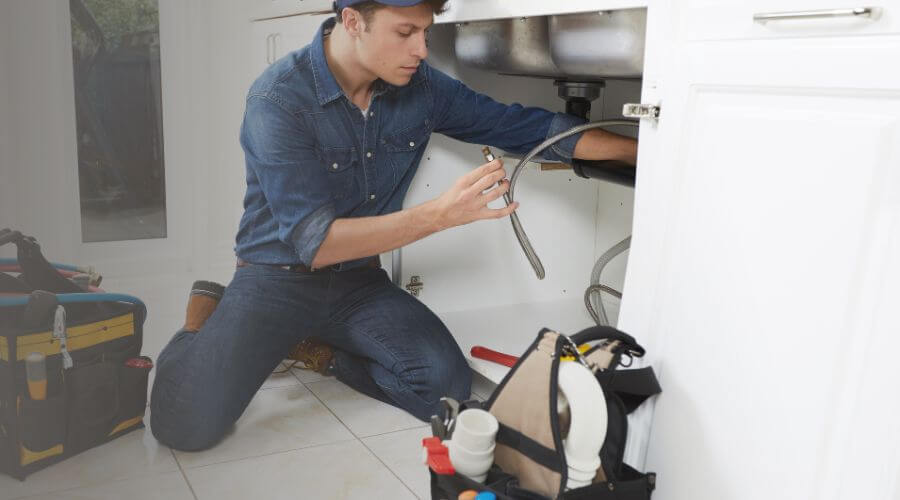 Local tankless water heater installation in Du Bois, NE